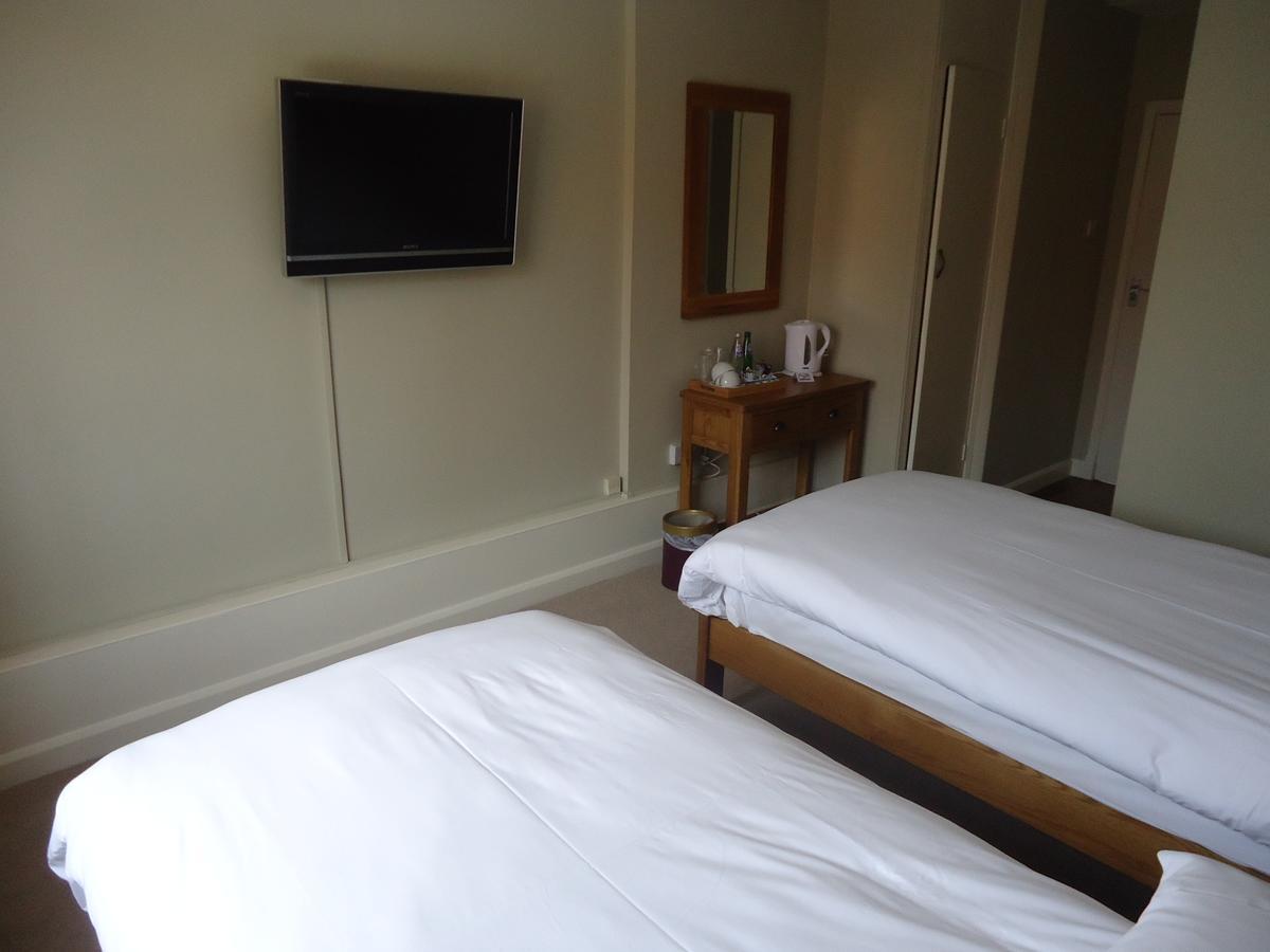 גרייט אייטון Royal Oak Hotel מראה חיצוני תמונה