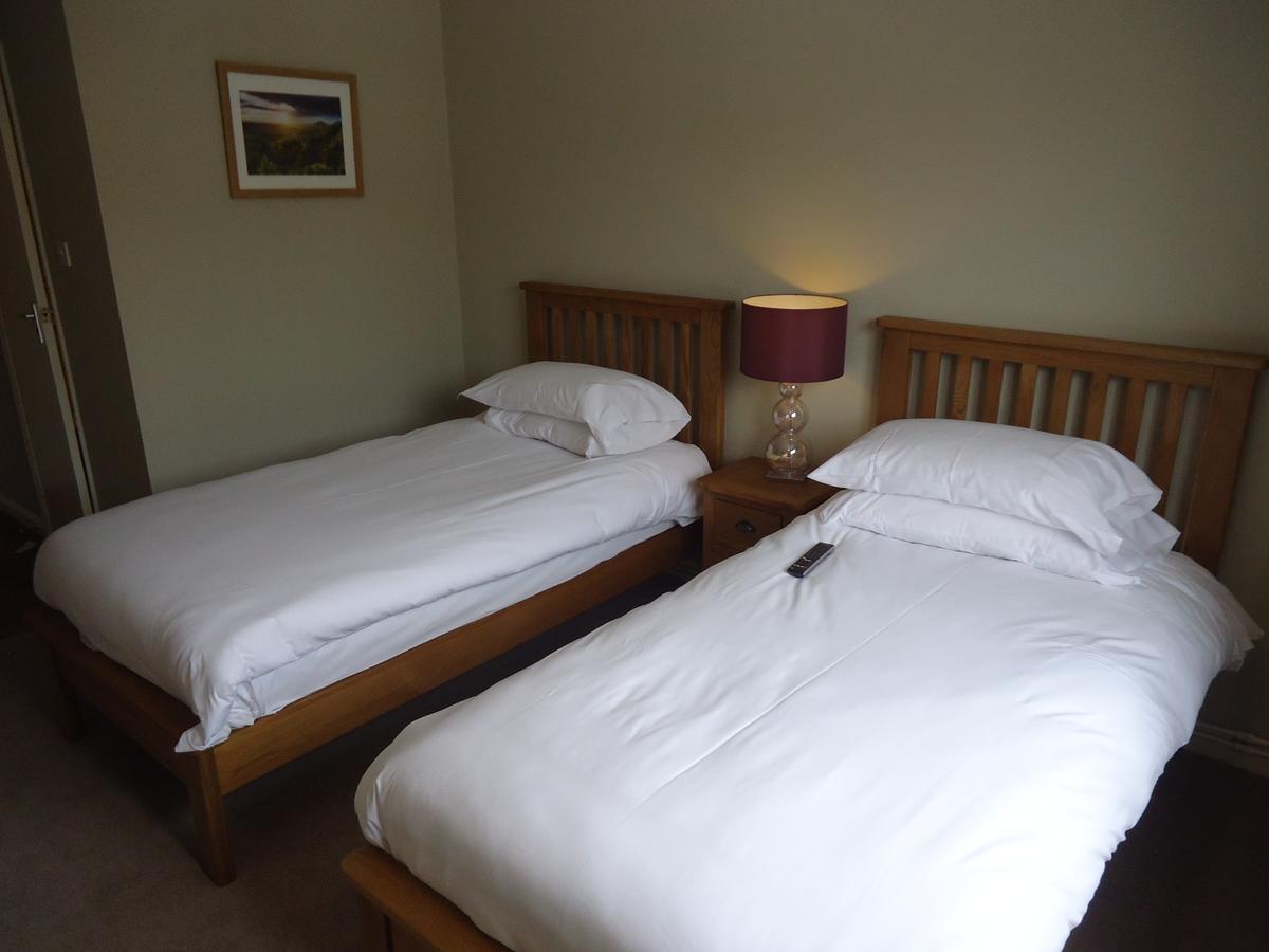גרייט אייטון Royal Oak Hotel מראה חיצוני תמונה